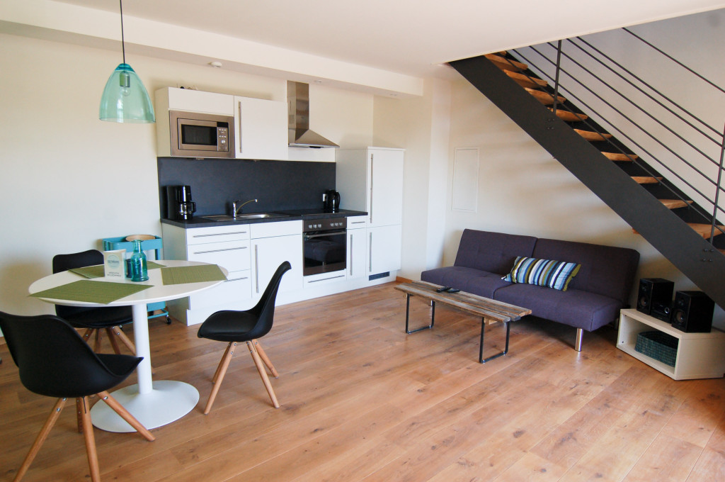 Apartment 4